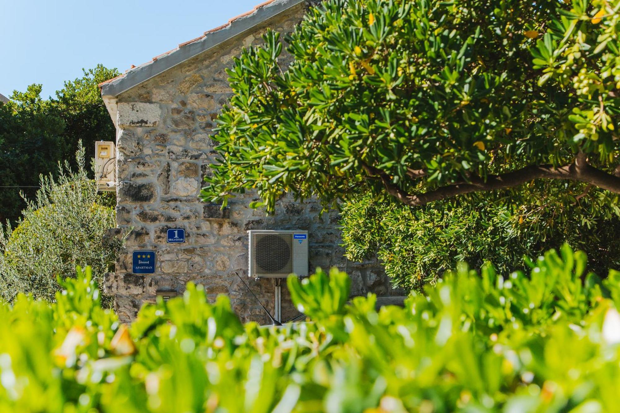 Holiday Home Katarina Omis Exterior photo